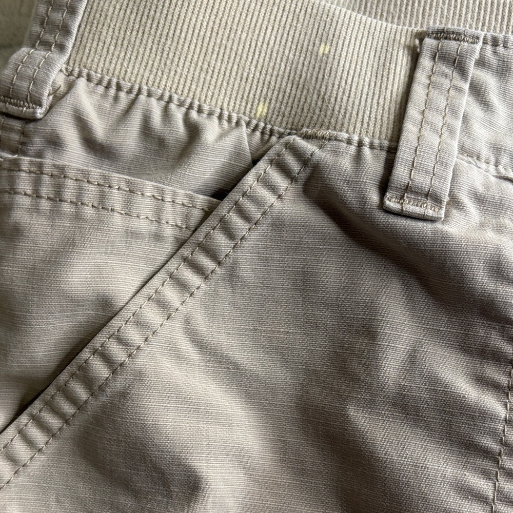Carhartt Women's Tan Cargo Shorts - Picture 3 of 8